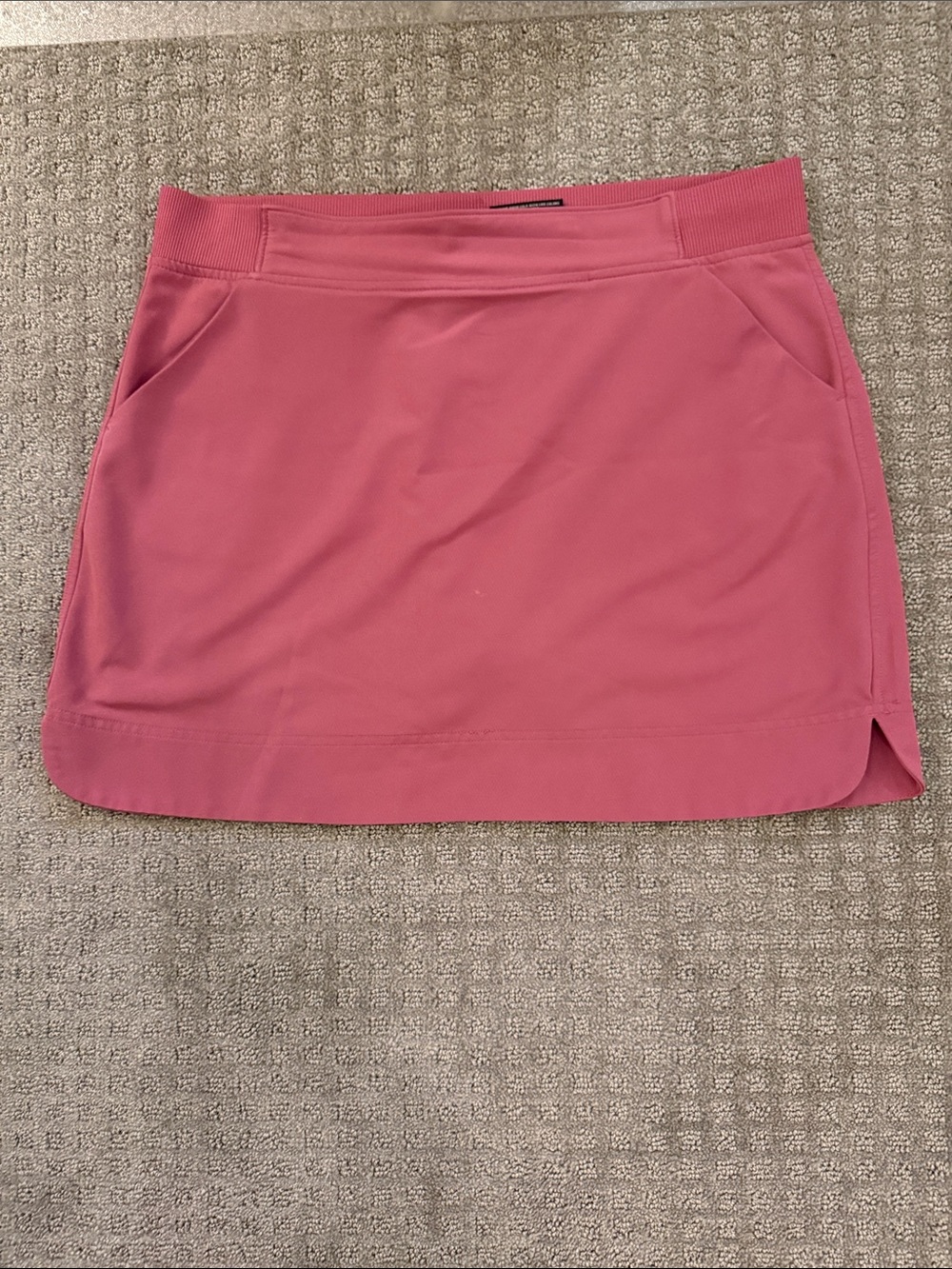 Women's Active Skort in Rose Pink with Side Pocket Detail